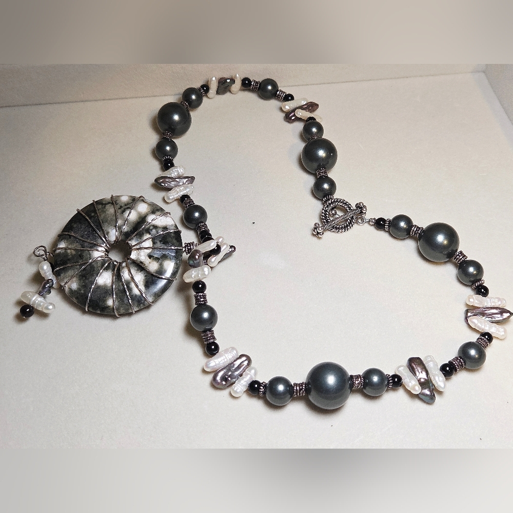 Artisan Pearl Stone Silver Necklace - Picture 2 of 2
